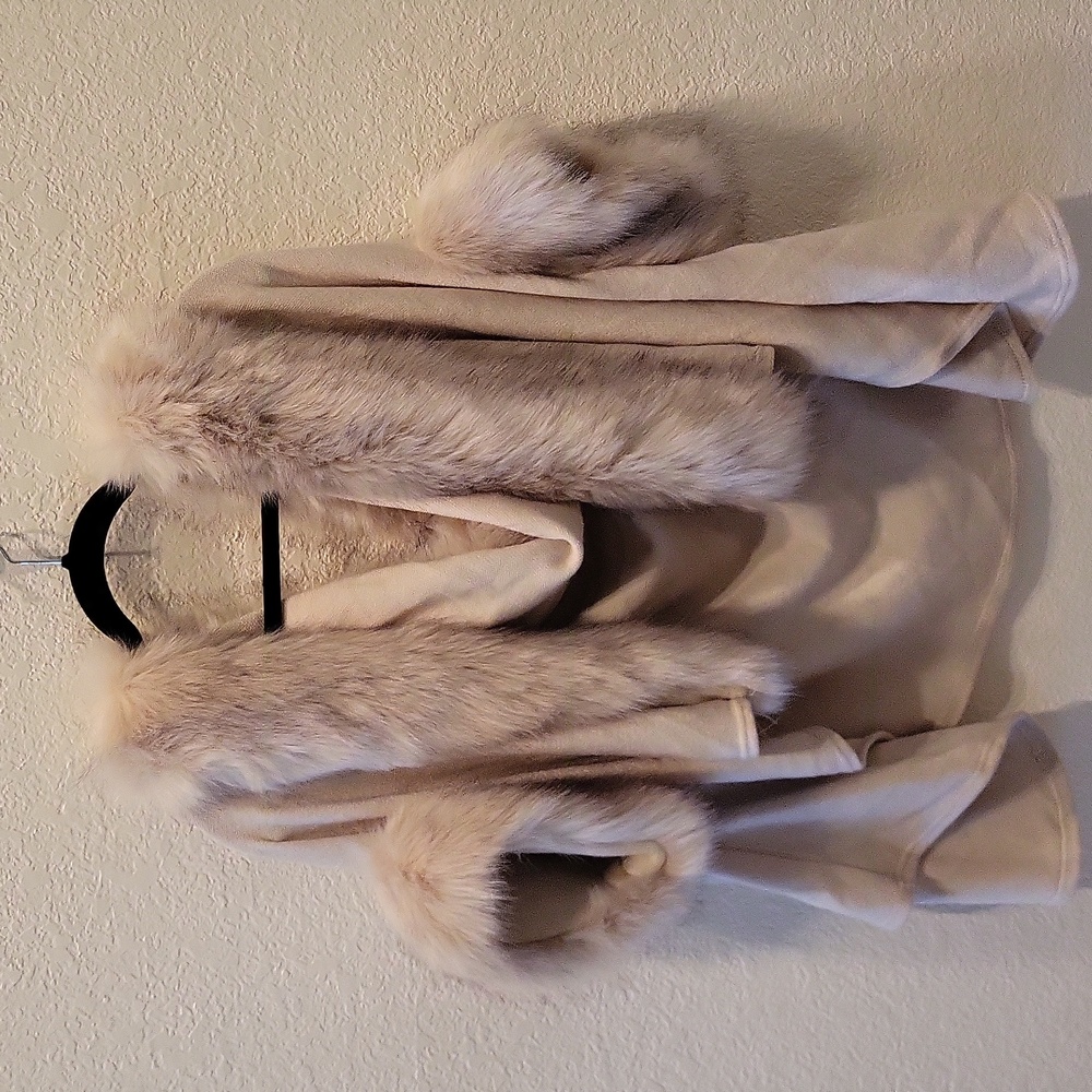Fax Fur Wrap